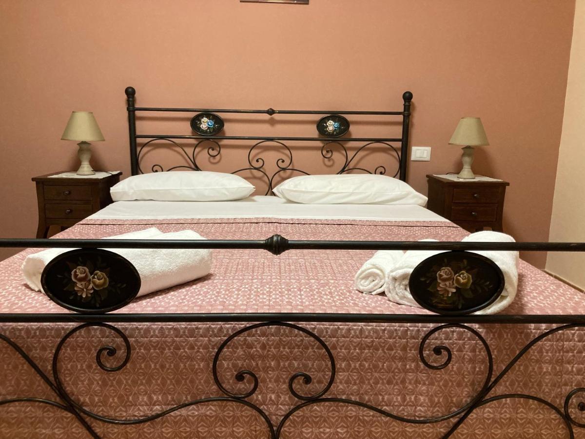 Agriturismo Tenuta Della Madama Venticano Kültér fotó