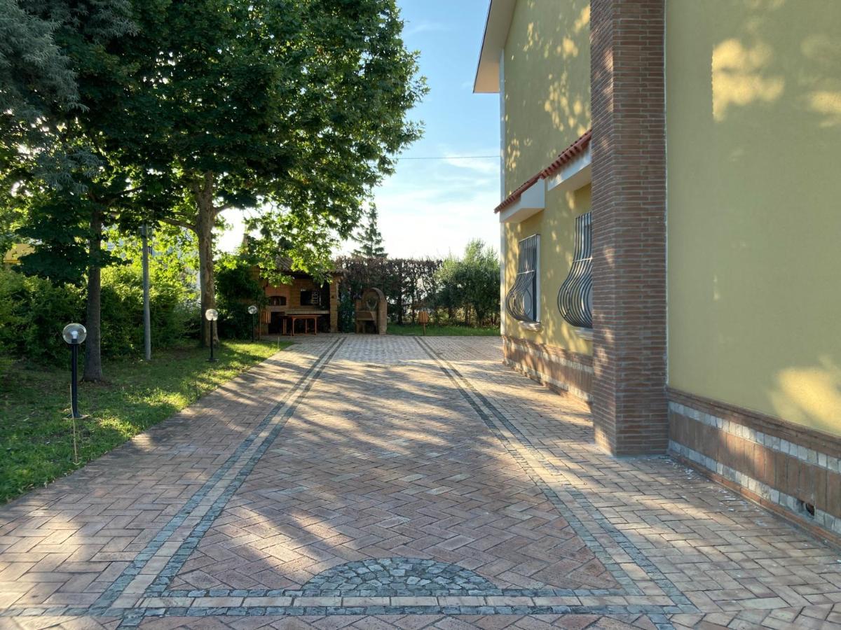 Agriturismo Tenuta Della Madama Venticano Kültér fotó